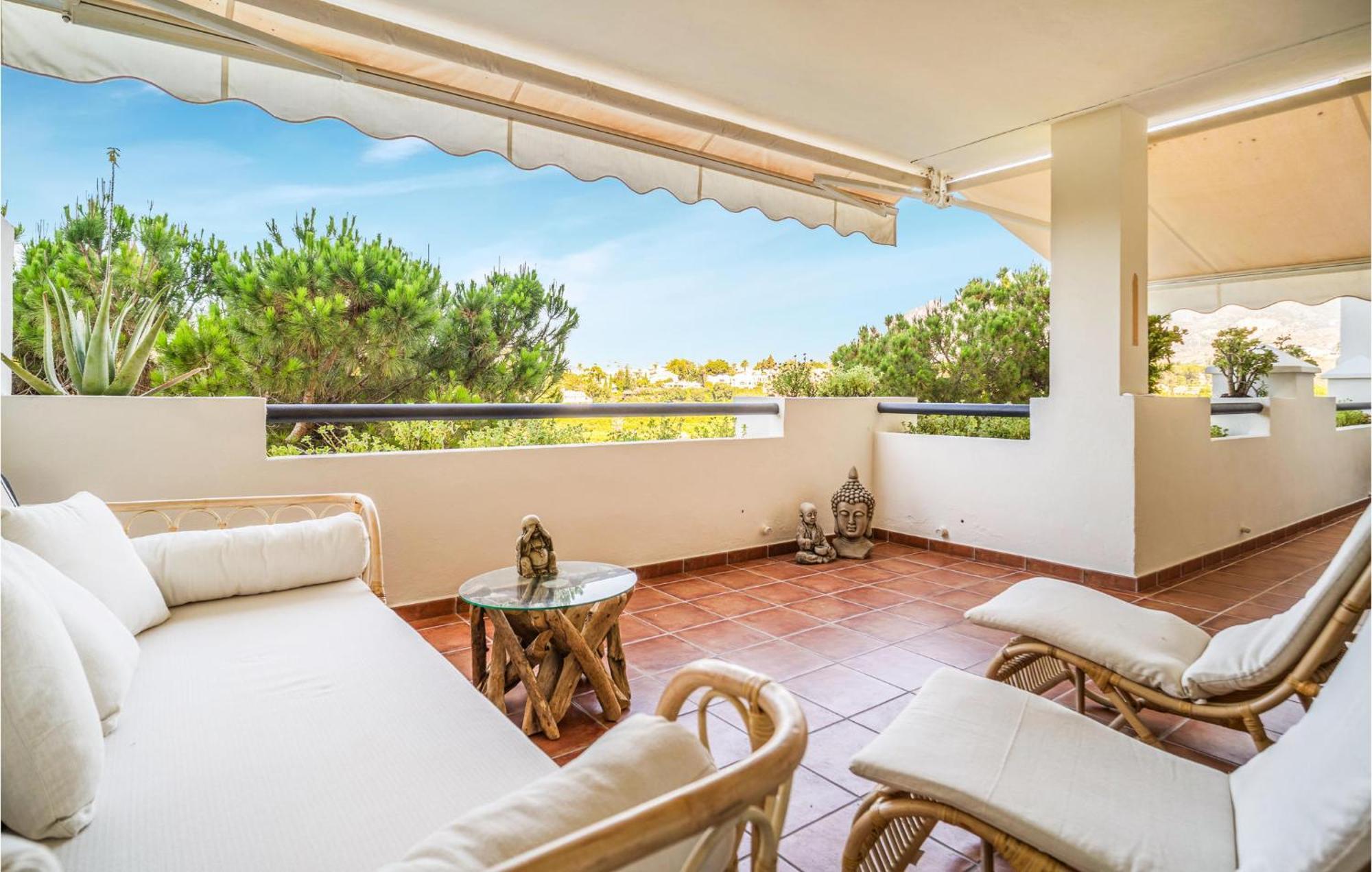 2 Bedroom Gorgeous In Apartamento *